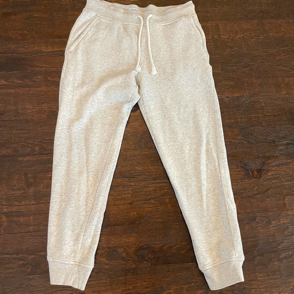 Old Navy light gray sweatpants